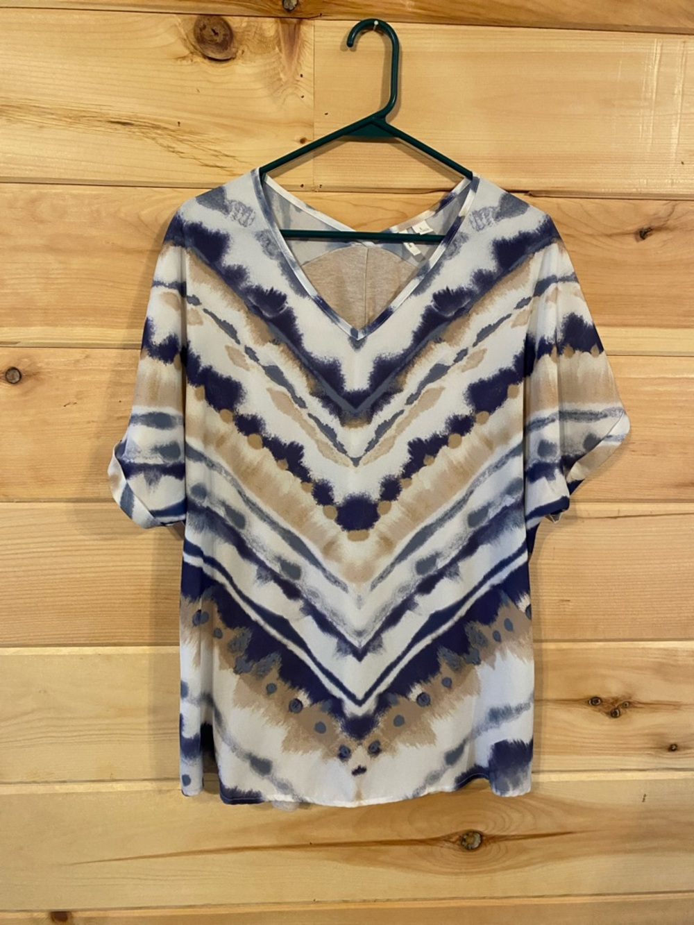 Women’s Cato Tie-Dye V-Neck Short Sleeve Top - Blue & Tan. Size large. $16